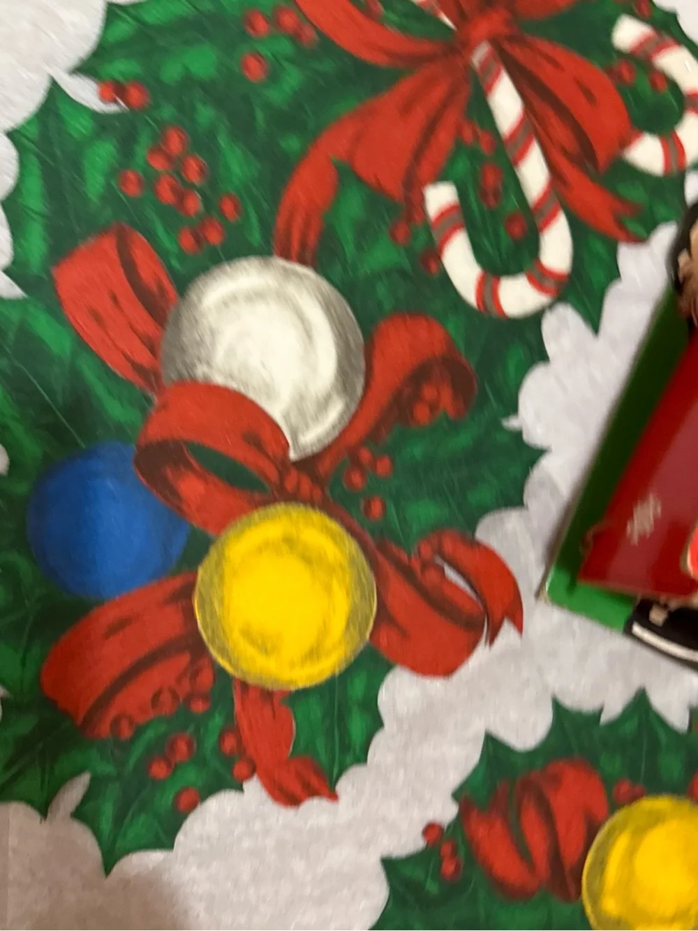 N/A festive red